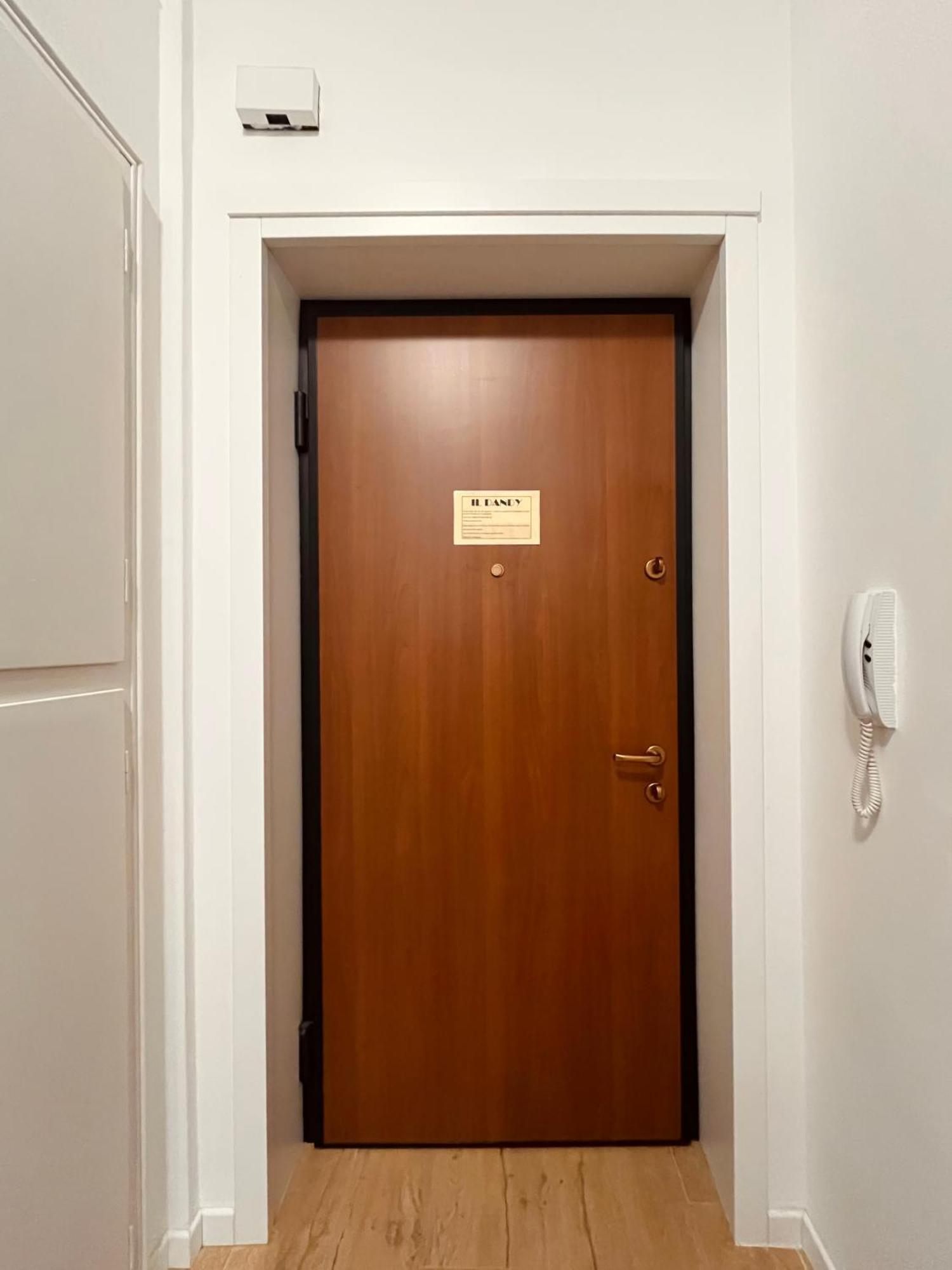 Il Dandy Appartamento Con Parcheggio Trieste Exterior foto